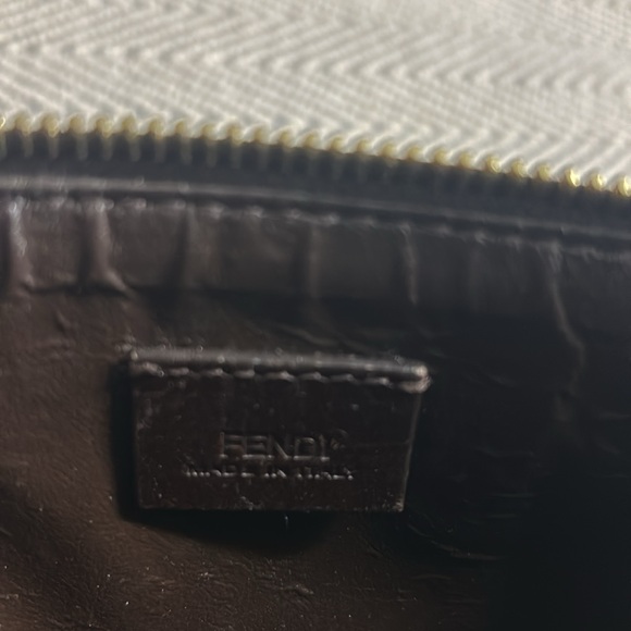 Fendi bag - Picture 3 of 8